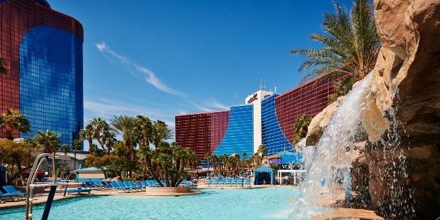 rio hotel pool