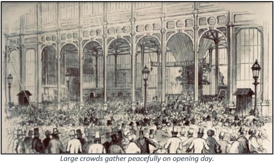 Opening day crowds 