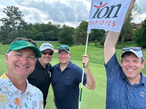 Golfers participate in the Chicago Randy Charity Golf Outing
