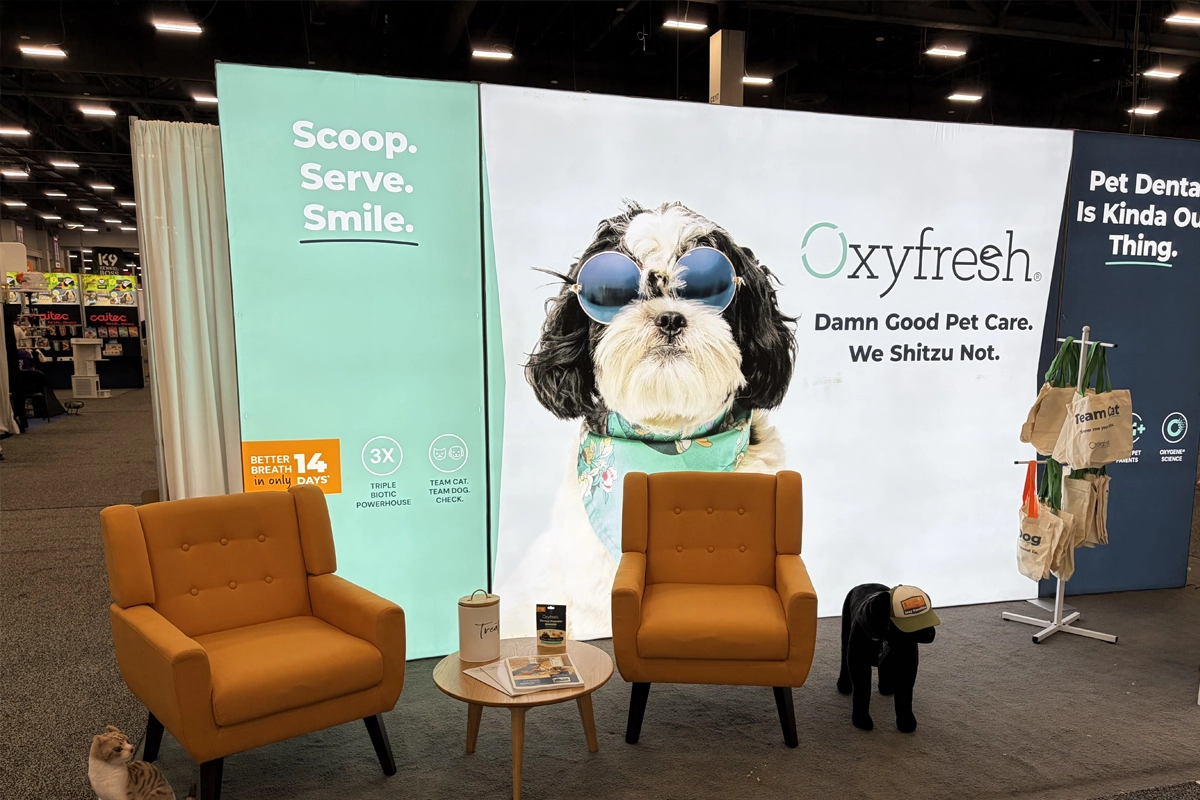 Oxyfresh pet dental care exhibit at SUPERZOO 2026