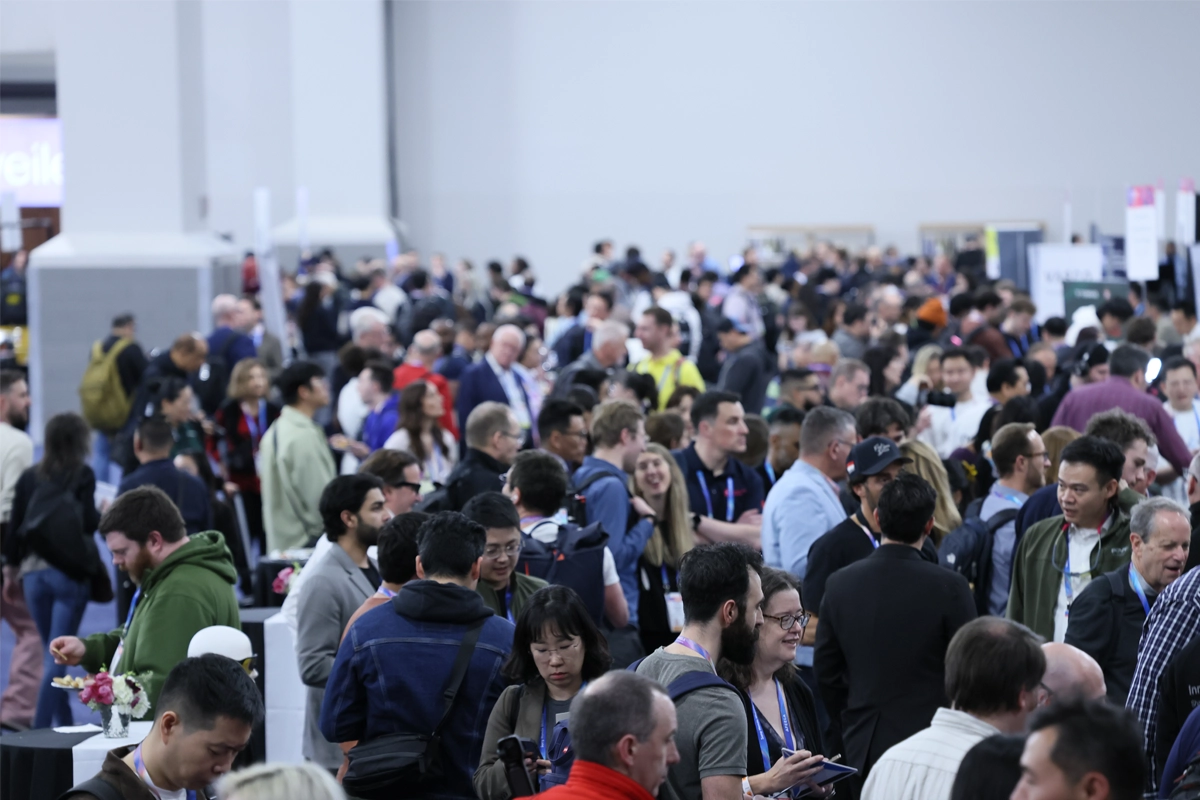 Crowds fill the CES show floor during the technology exhibition in Las Vegas